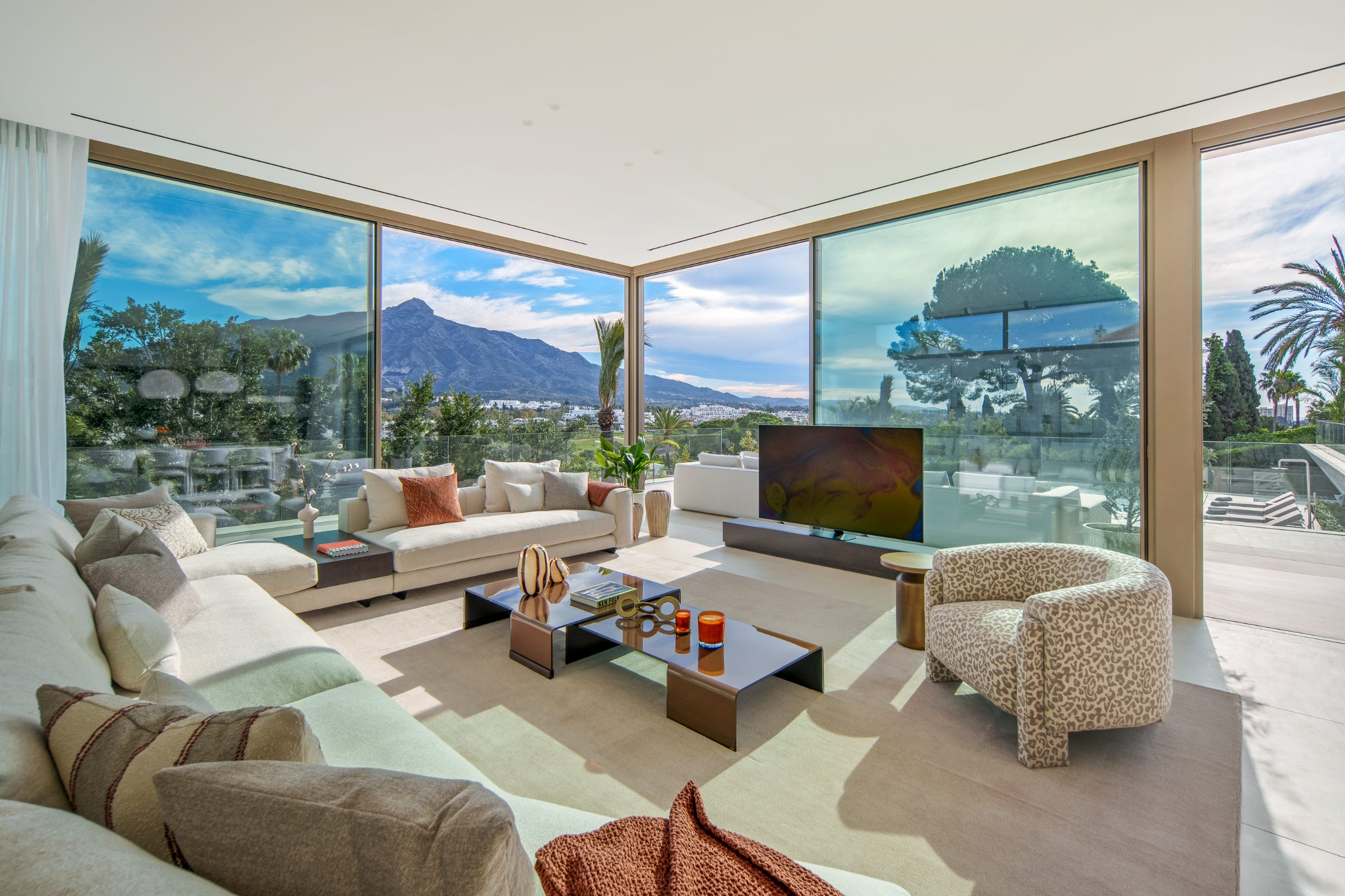 5-bed Villa in Málaga — Contemporary Luxury Villa in Nueva Andalucía, Marbella | Villa Alcalá, photo 7
