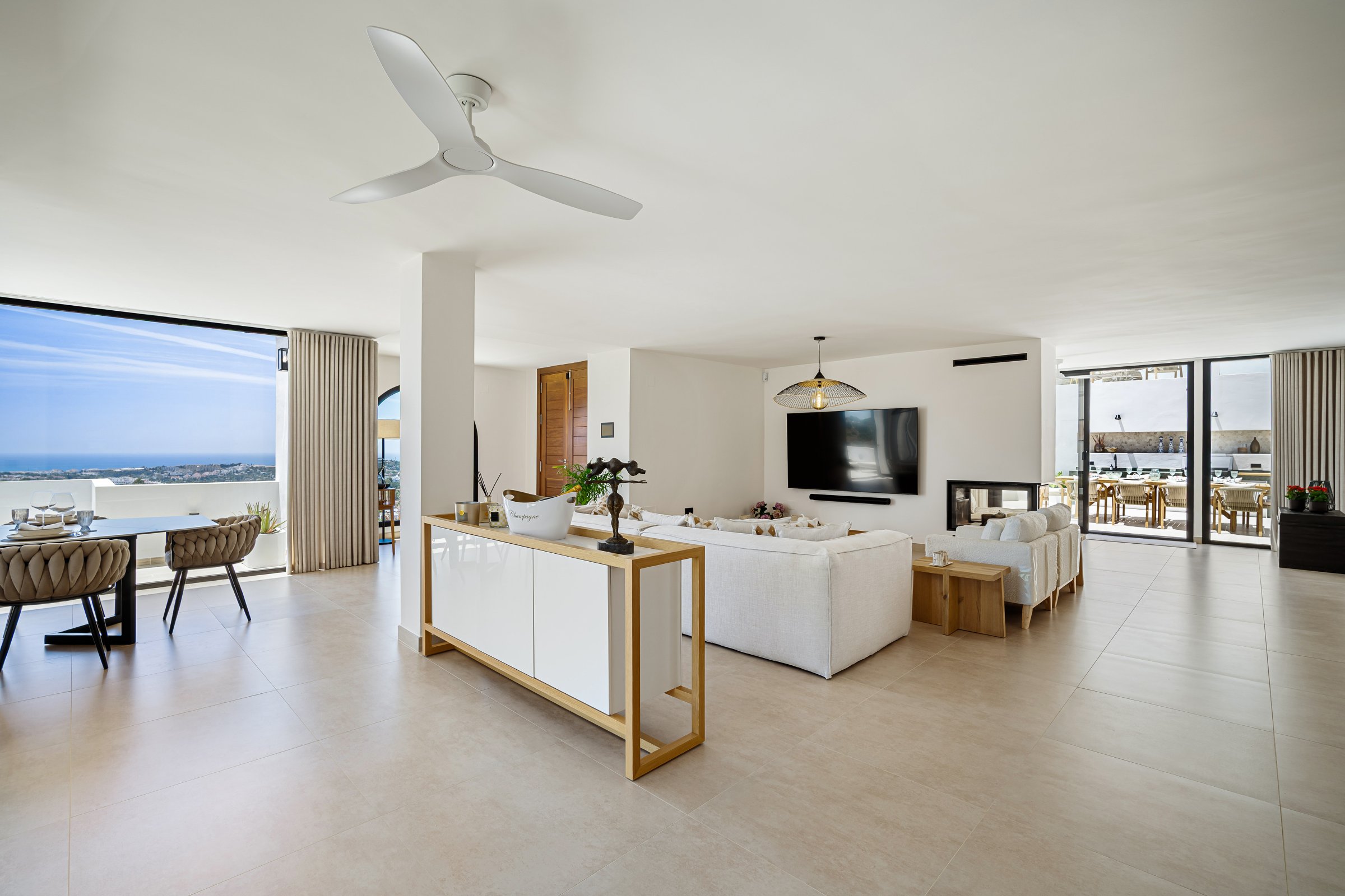 5-bed Villa in Málaga — Panoramic Sea View Villa in Nueva Andalucía, Marbella | Villa Luma, photo 5