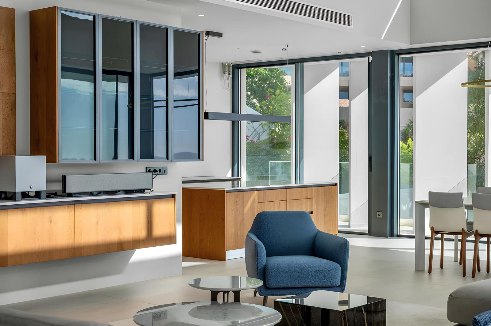 Modern kitchen and living area with sea views in a 7-bedroom villa in Altea - The Estates