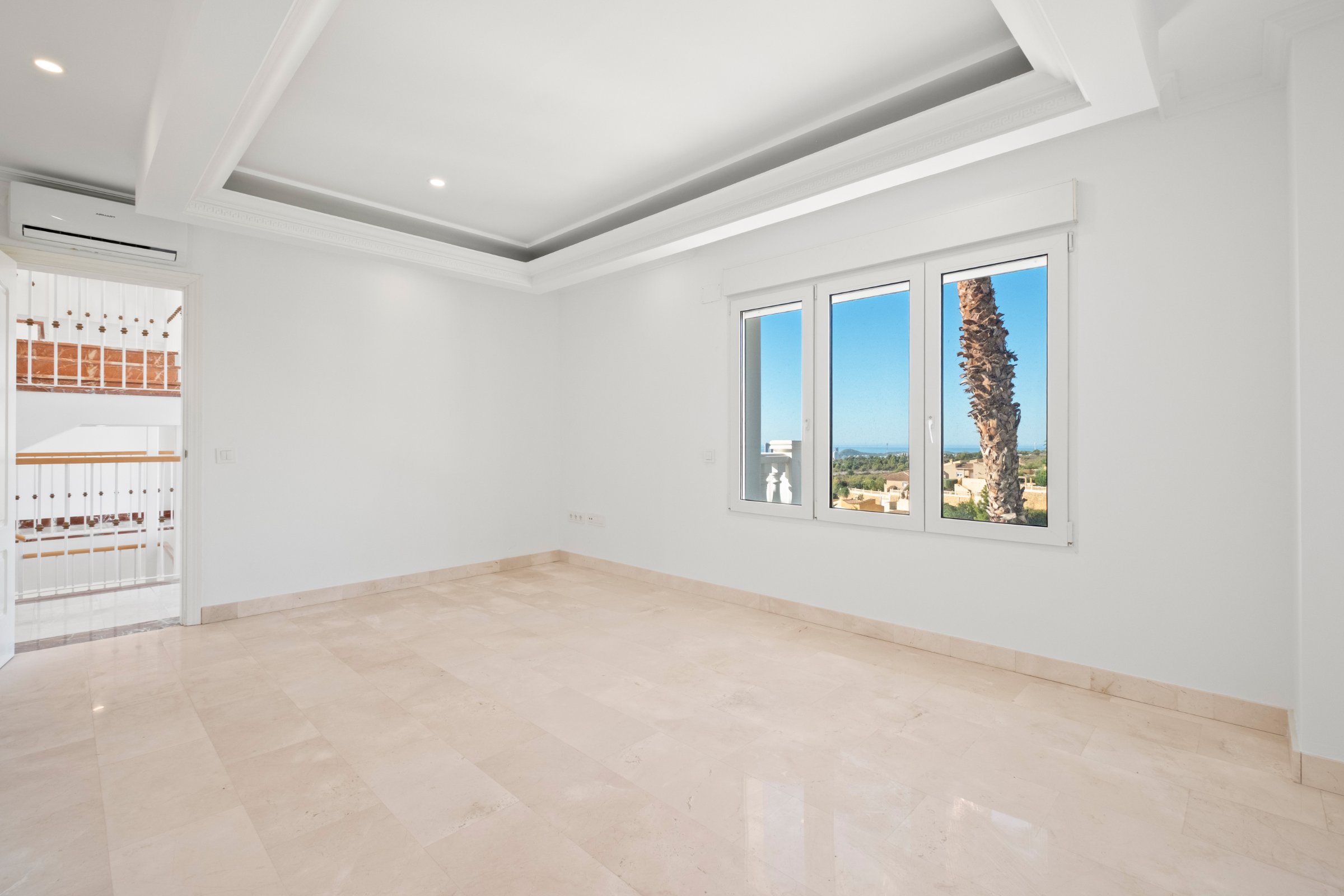 3-bed Villa in La Nucia — Villa Chelsea in La Nucía with Panoramic Views, photo 36