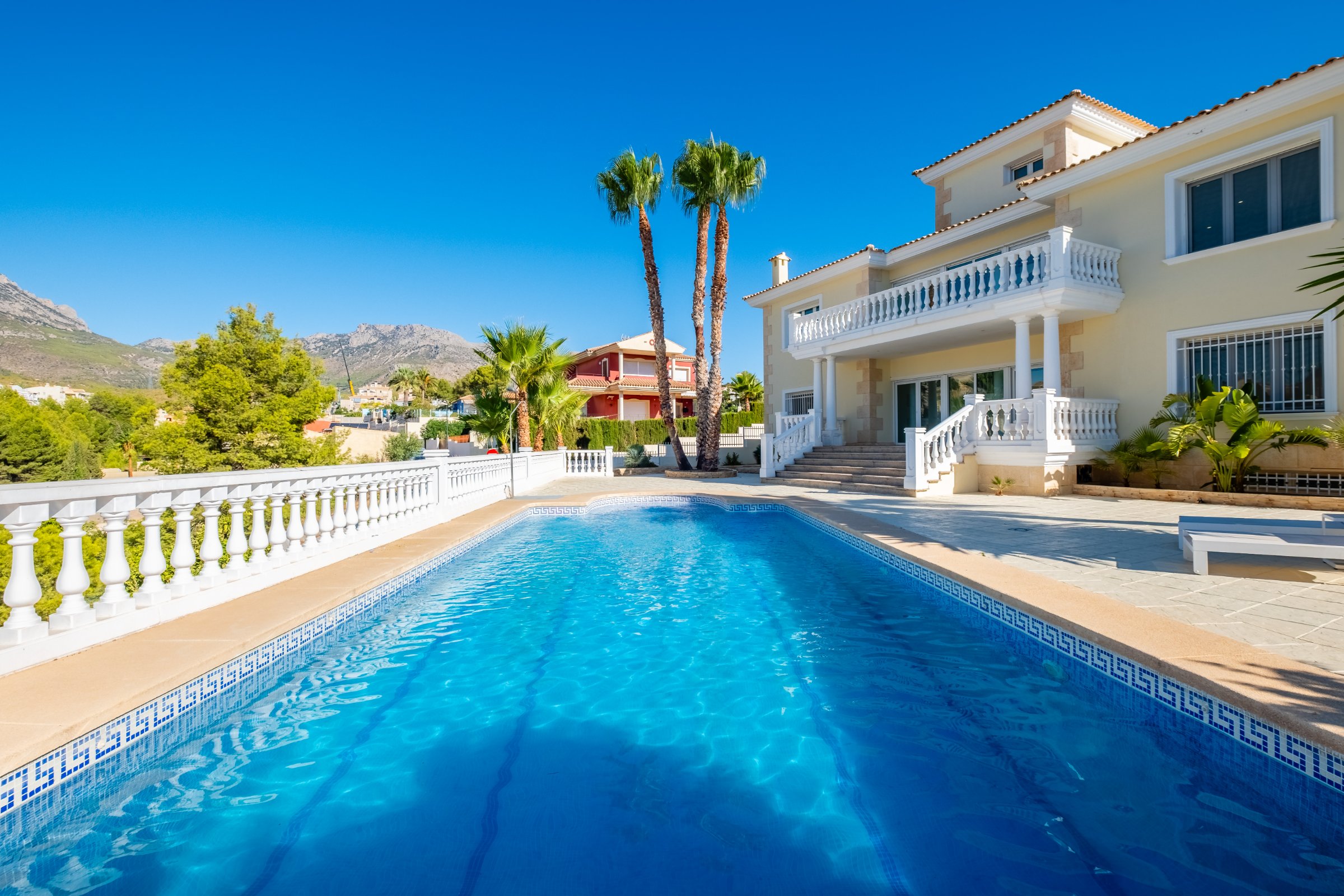 3-bed Villa in La Nucia — Villa Chelsea in La Nucía with Panoramic Views, photo 11