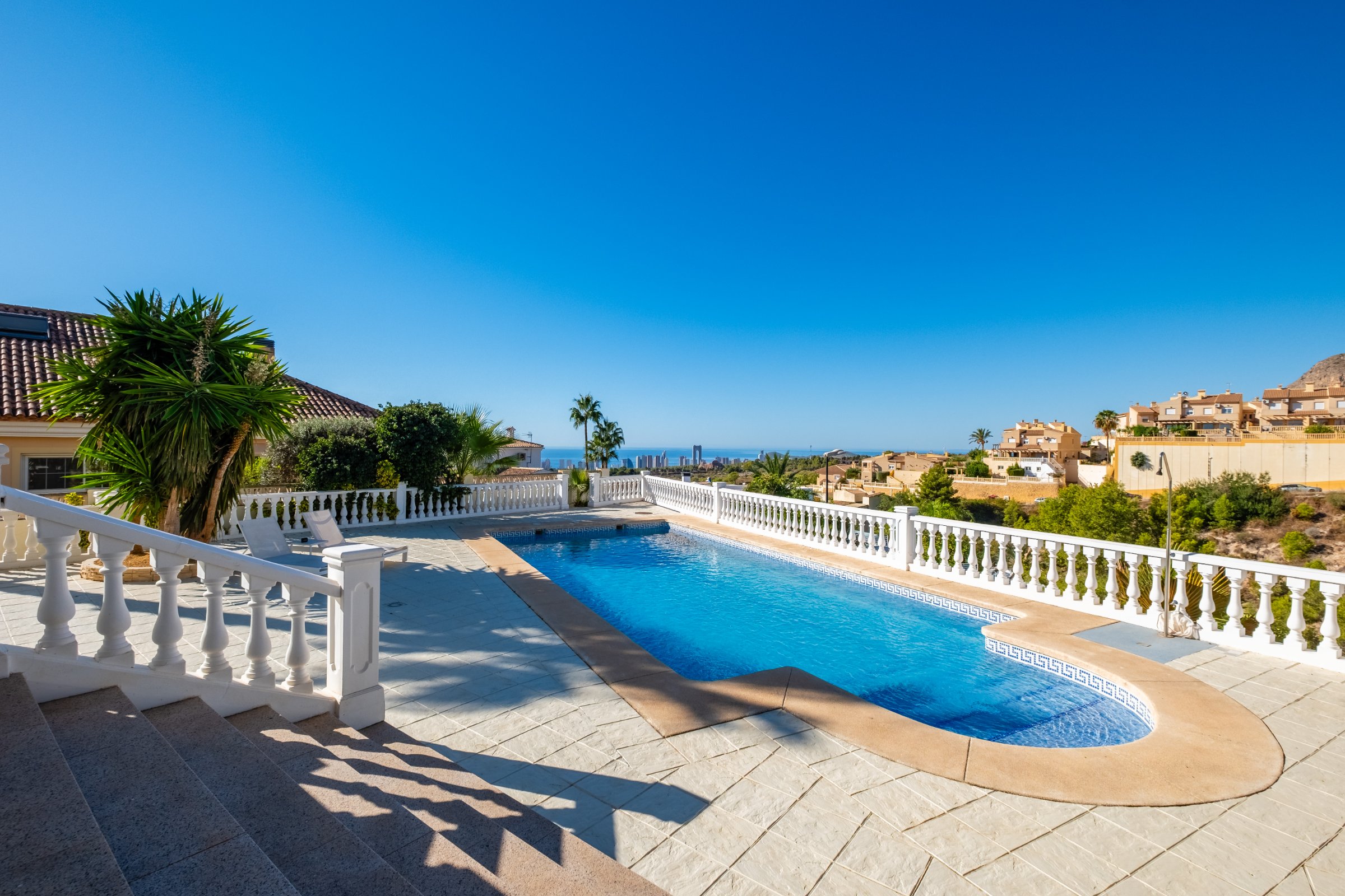 3-bed Villa in La Nucia — Villa Chelsea in La Nucía with Panoramic Views, photo 12