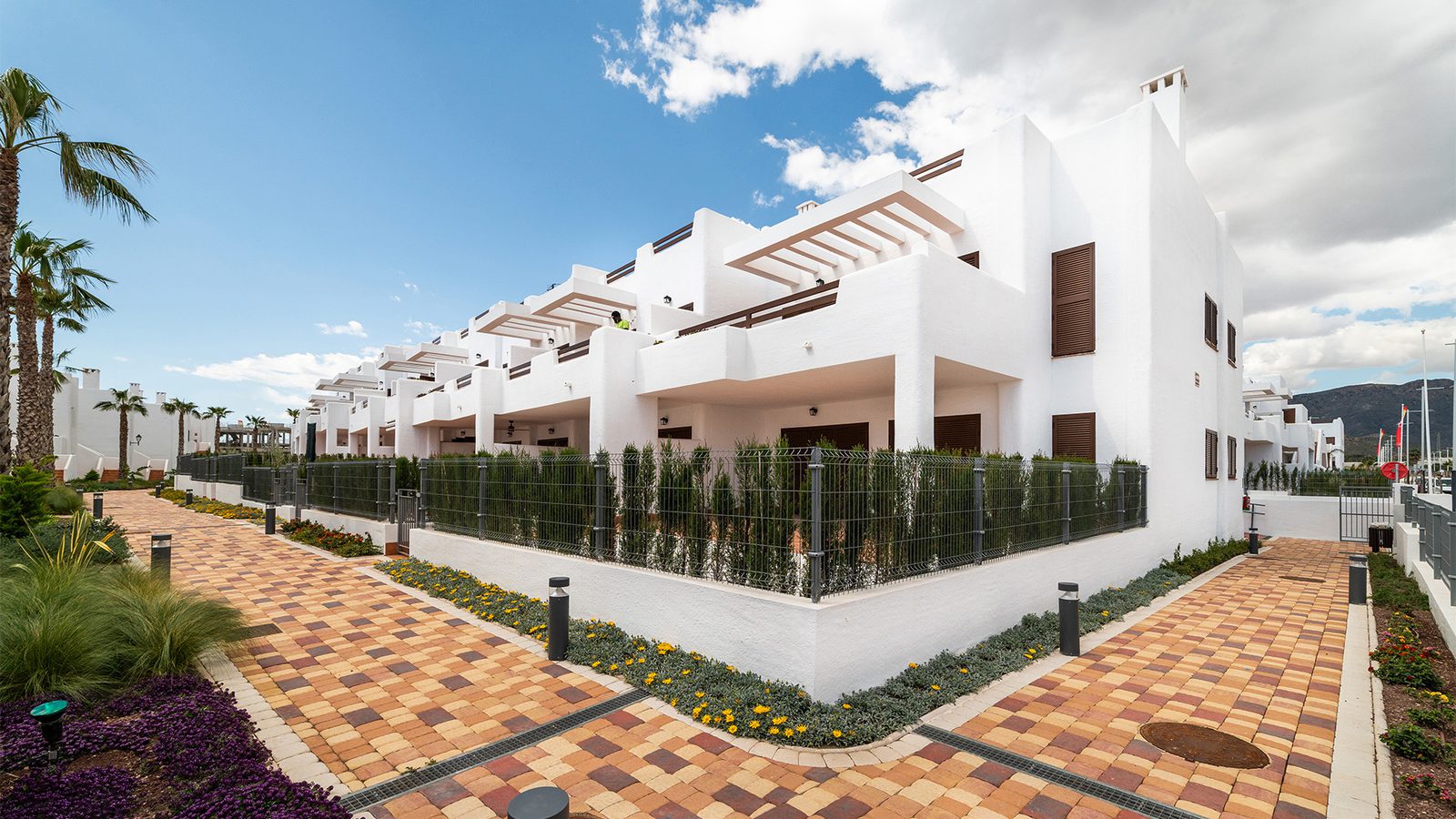 Exterior view of a 2-bedroom bungalow in Pulpí with sea views - The Estates