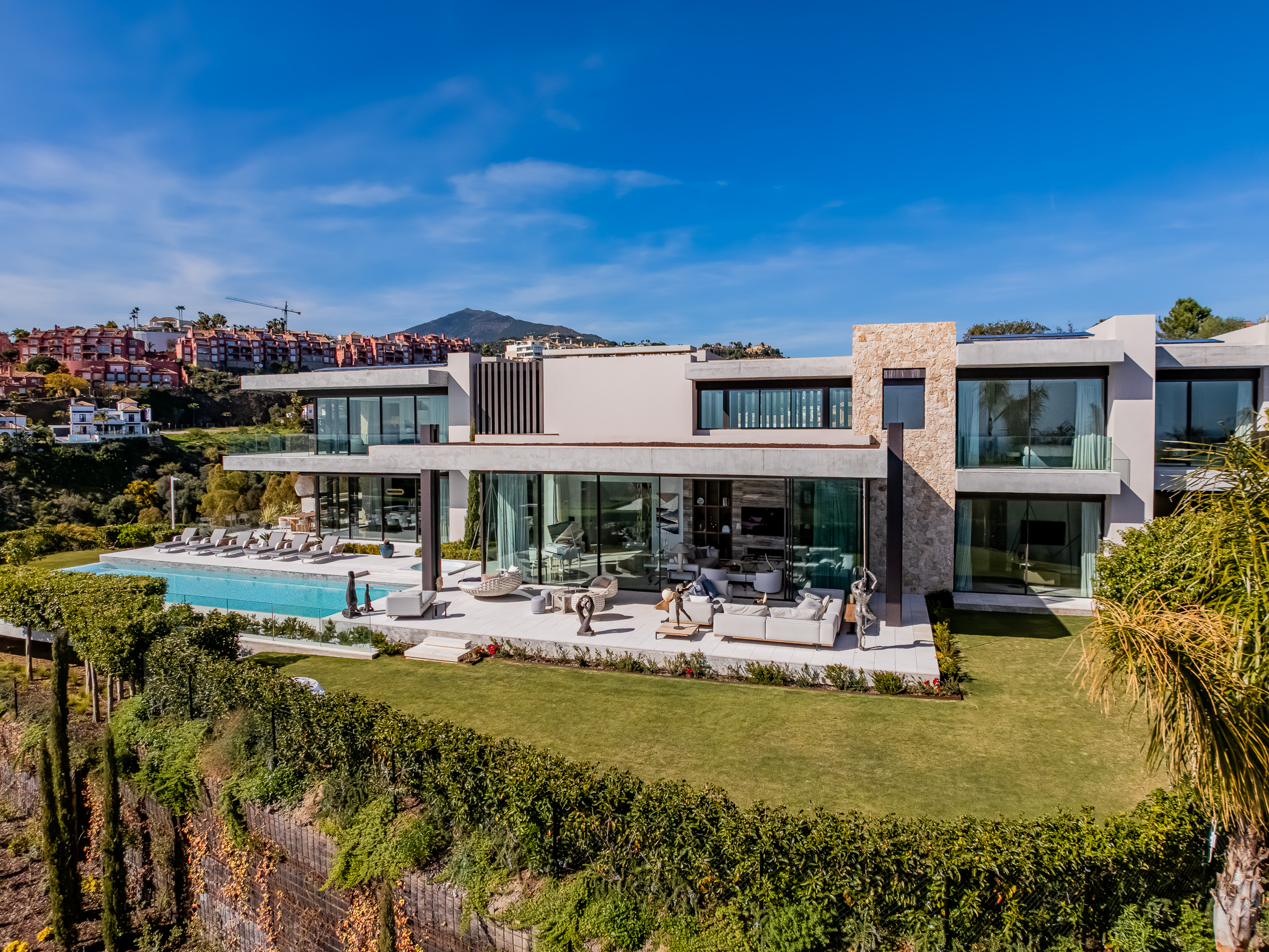 8-bed Villa in Málaga — Panoramic Sea View Estate in La Quinta | Hills 12, photo 8