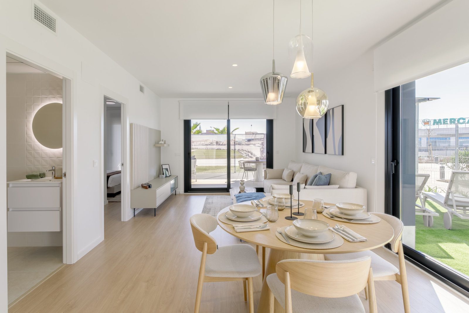 Bright living and dining area of a 2-bedroom apartment in Torrevieja - The Estates
