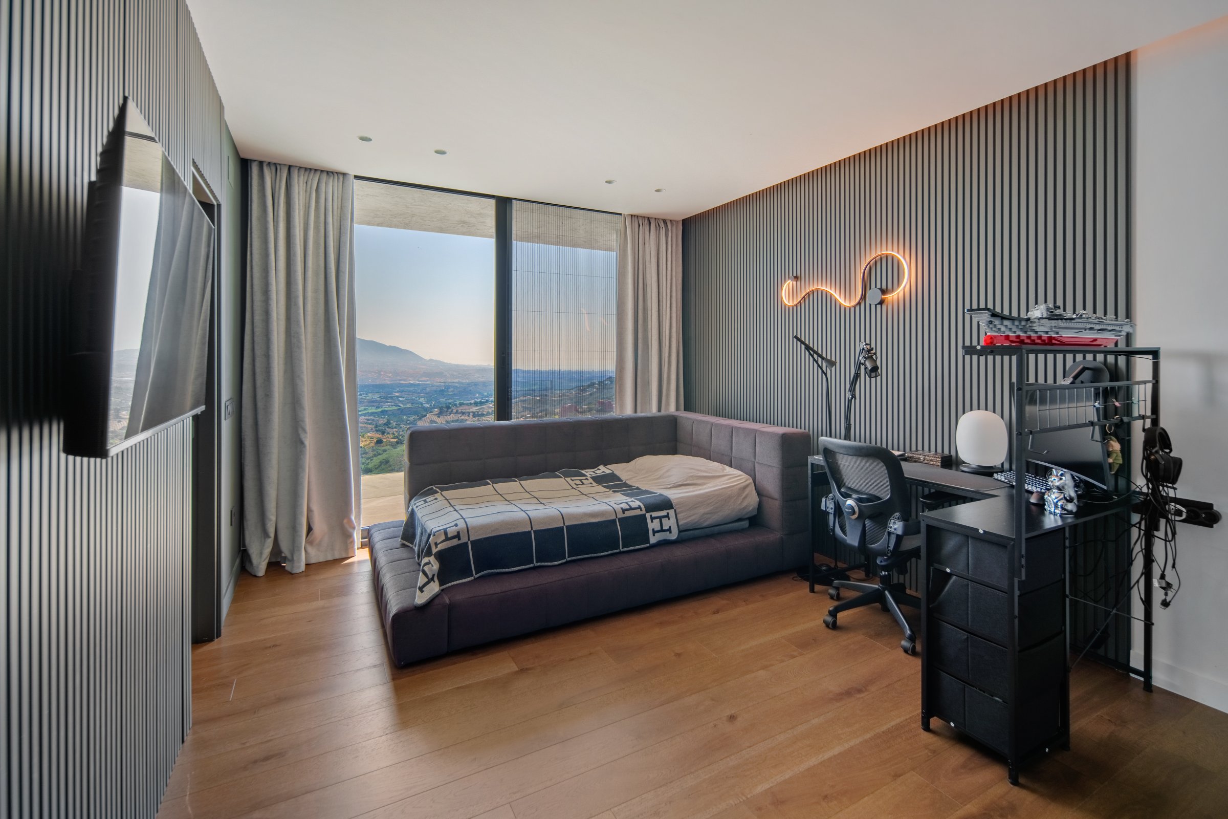 6-bed Villa in Málaga — Luxury Villa in La Mairena with Panoramic Sea Views | Villa Mairena, photo 33