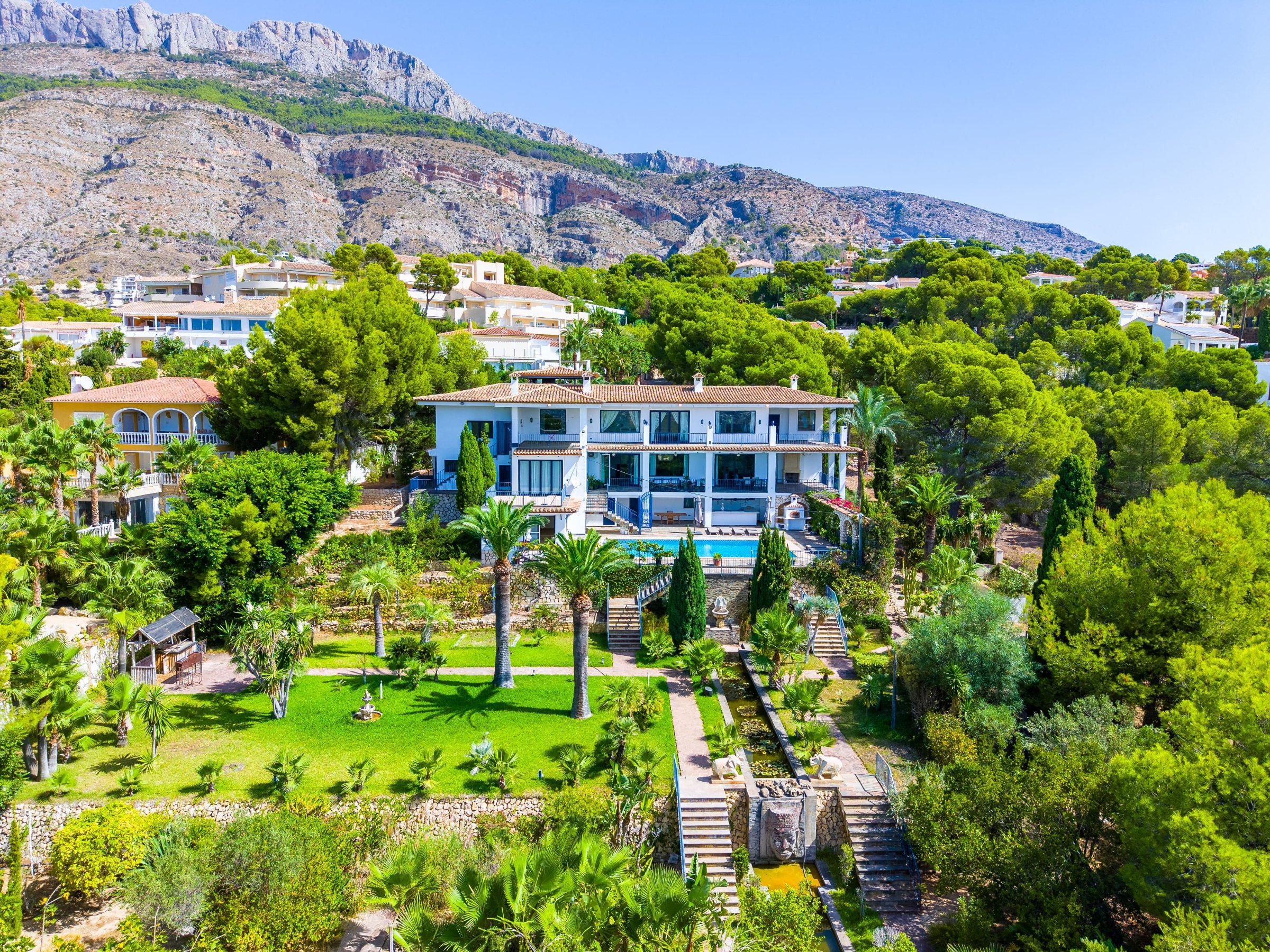 6-bed Villa in Altea — Investment Villa in Altea with 5,753 m² Private Plot | Villa Romero, photo 2