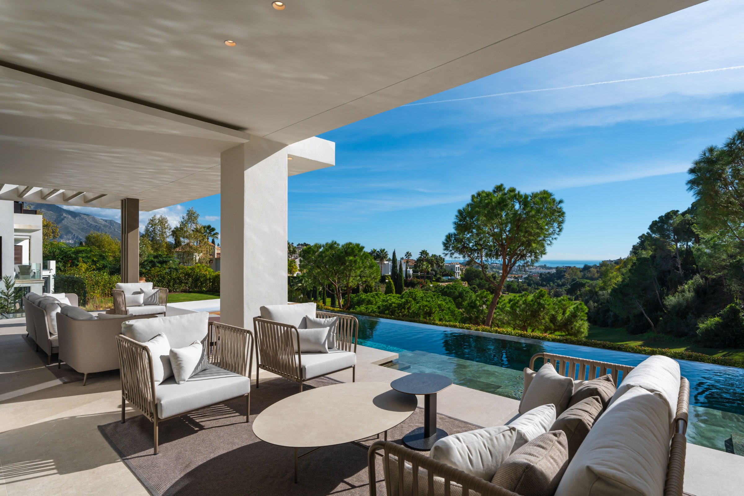 6-bed Villa in Málaga — Ridge: Frontline Golf Villa in La Quinta, Benahavís | Villa Ridge, photo 4