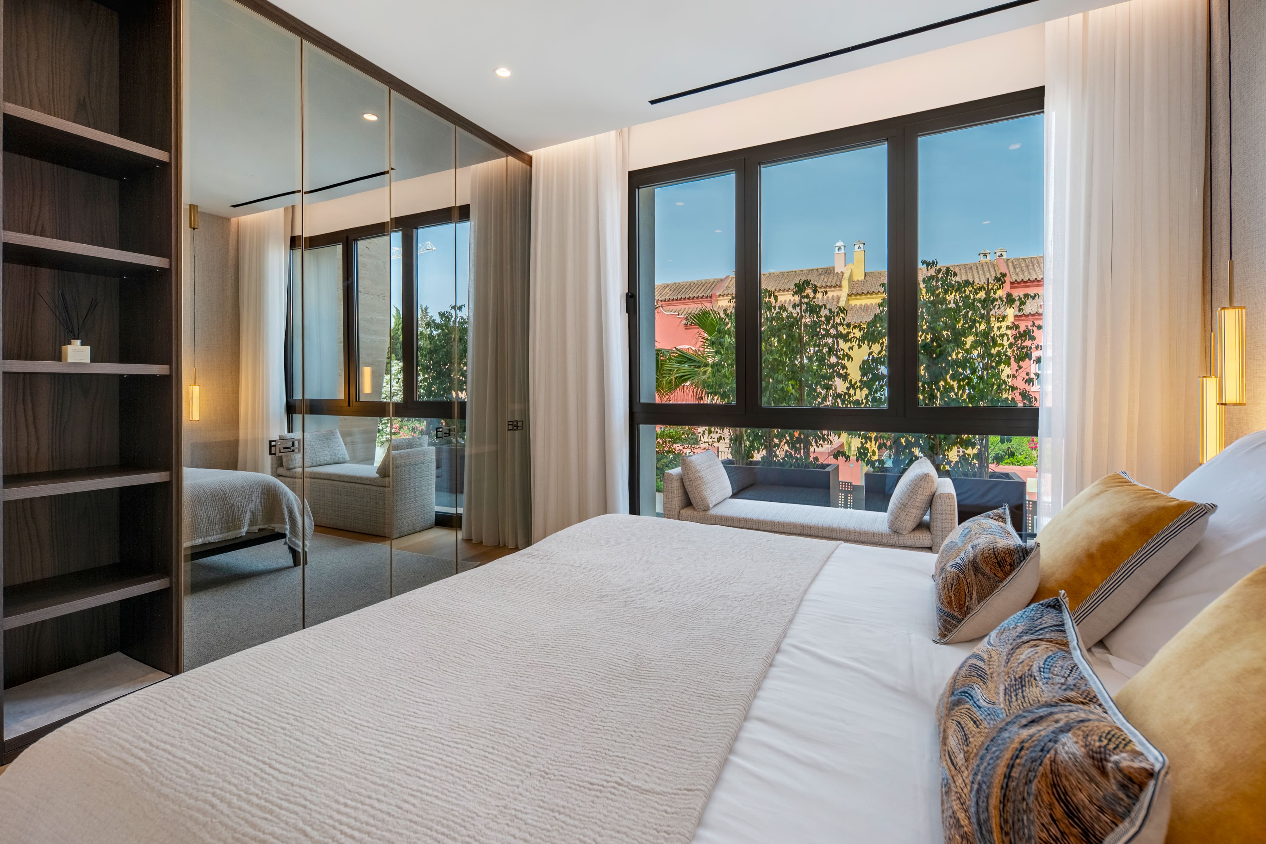 4-bed Apartment in Málaga — Luxury FENDI CASA Duplex on Marbella’s Golden Mile | Apartment Épico, photo 22