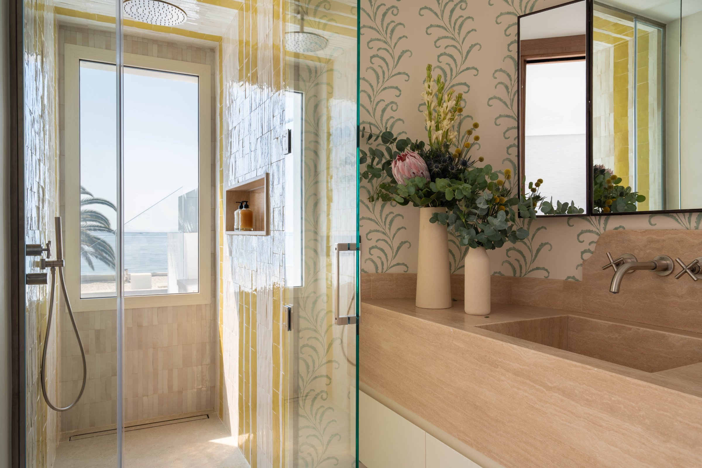 3-bed Villa in Málaga — Beachfront Home on Marbella’s Golden Mile with Sea Views | Villa Oasis Club, photo 26