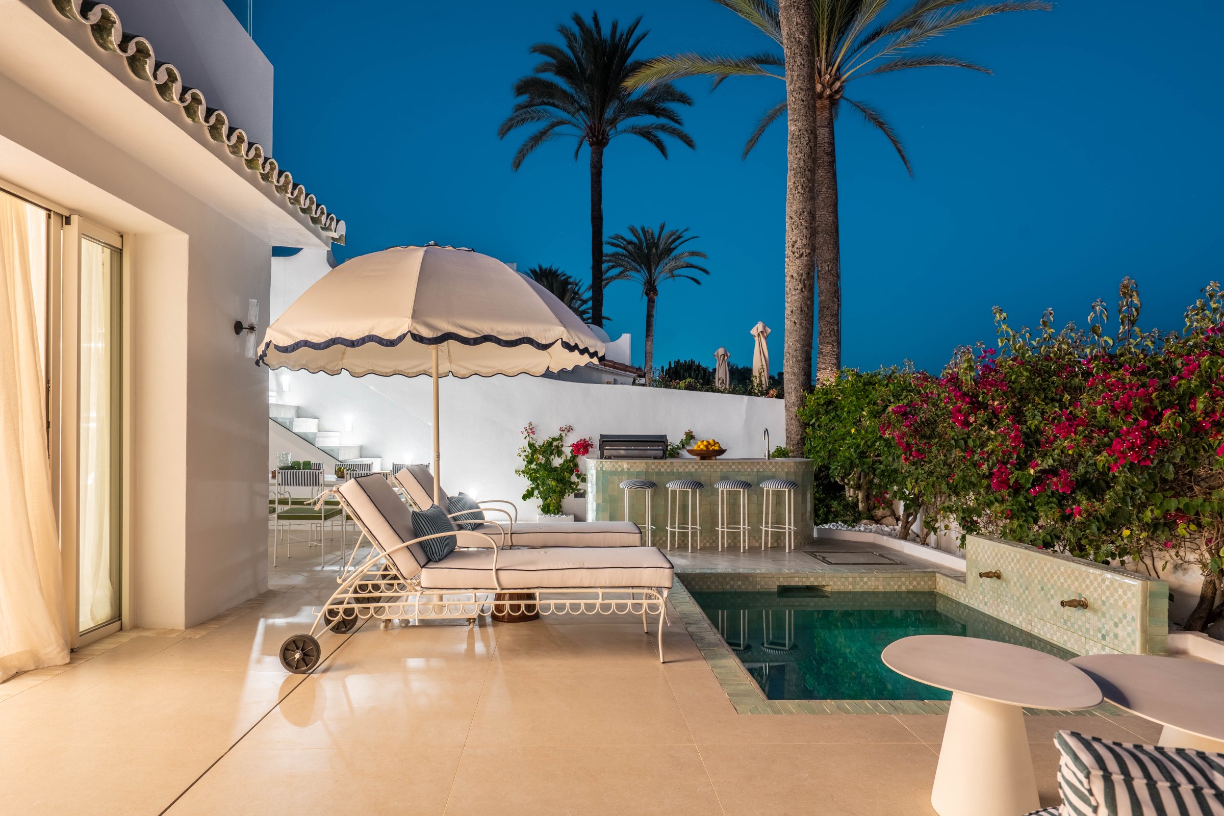 3-bed Villa in Málaga — Beachfront Home on Marbella’s Golden Mile with Sea Views | Villa Oasis Club, photo 42