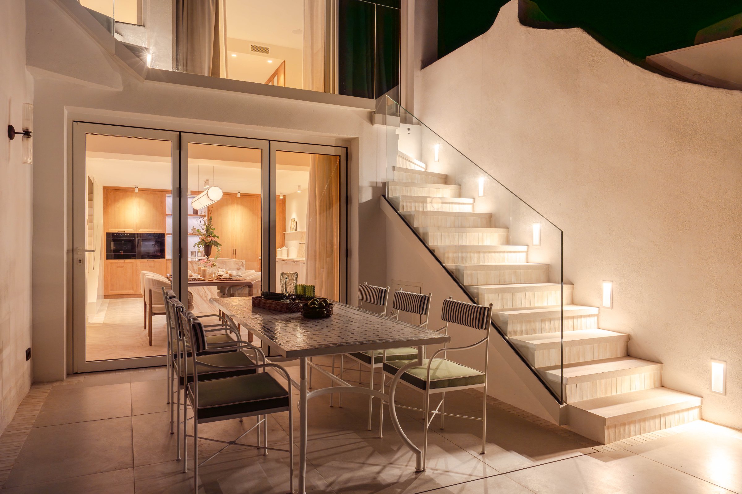 3-bed Villa in Málaga — Beachfront Home on Marbella’s Golden Mile with Sea Views | Villa Oasis Club, photo 10