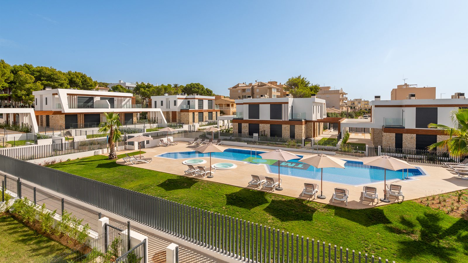 A beautiful pool and garden area of a 3-bedroom semi-detached in Capdepera - The Estates