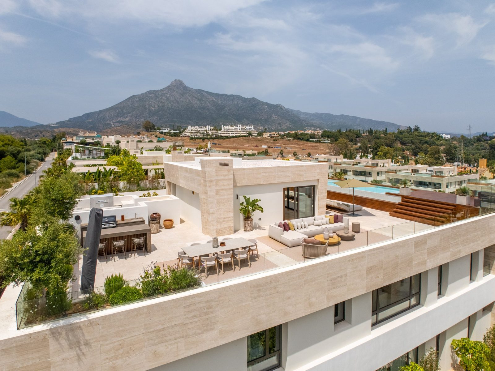 Rooftop terrace with outdoor dining