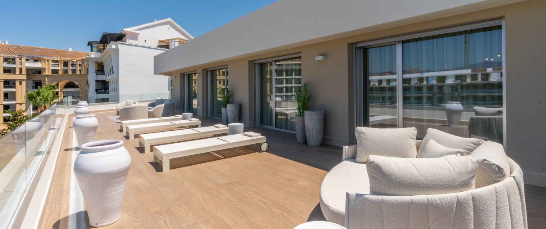 4-bed Apartment in Marbella — Stunning New Luxury Apartment in Marbella, photo 20