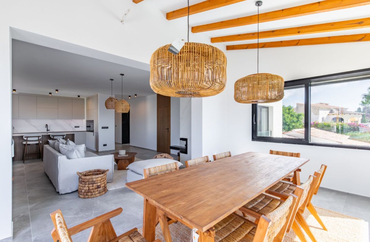 Stylish living and dining area of a 5-bedroom villa in Benitachell - The Estates