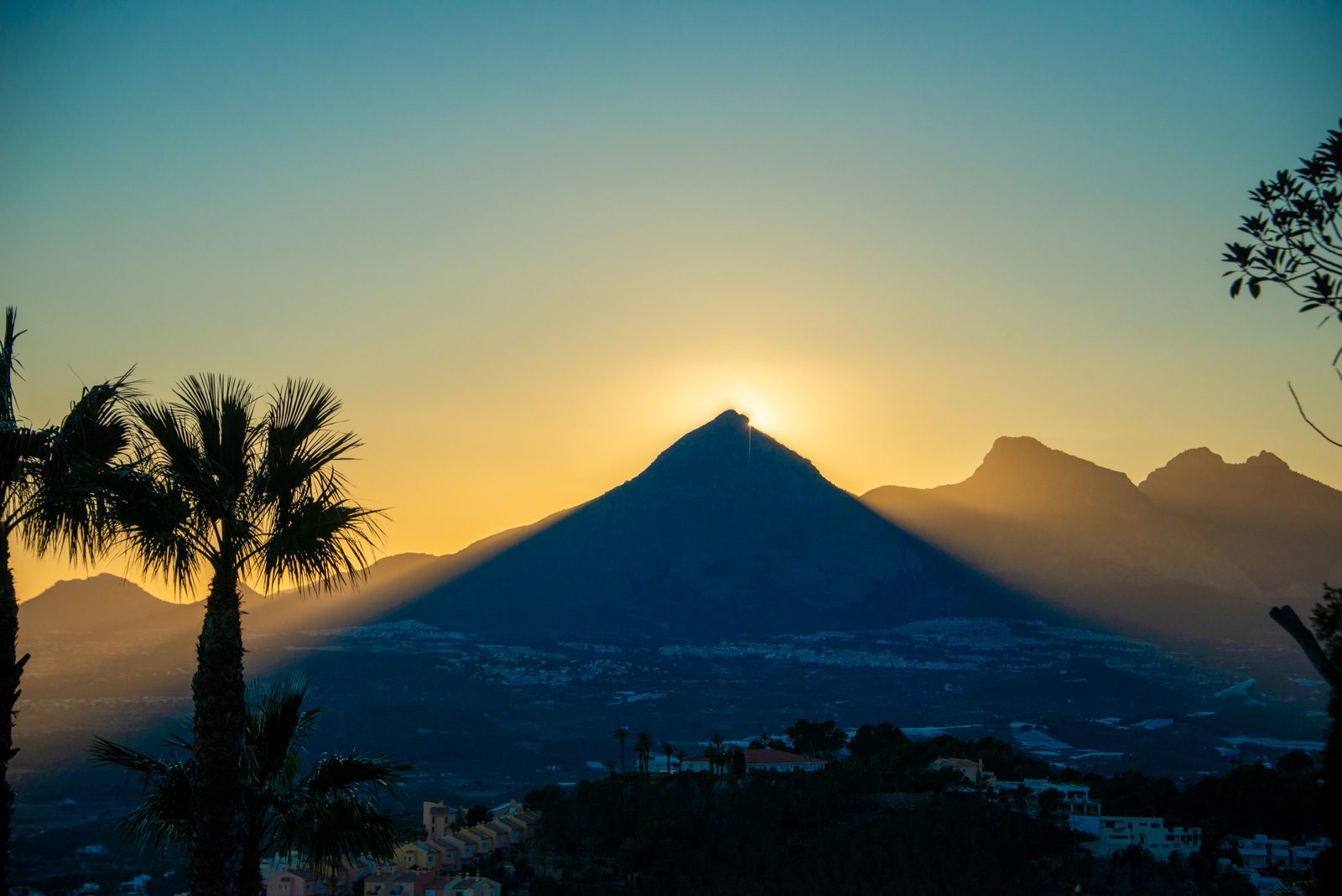 Sunset mountain views from a 4-bedroom villa in Altea - The Estates