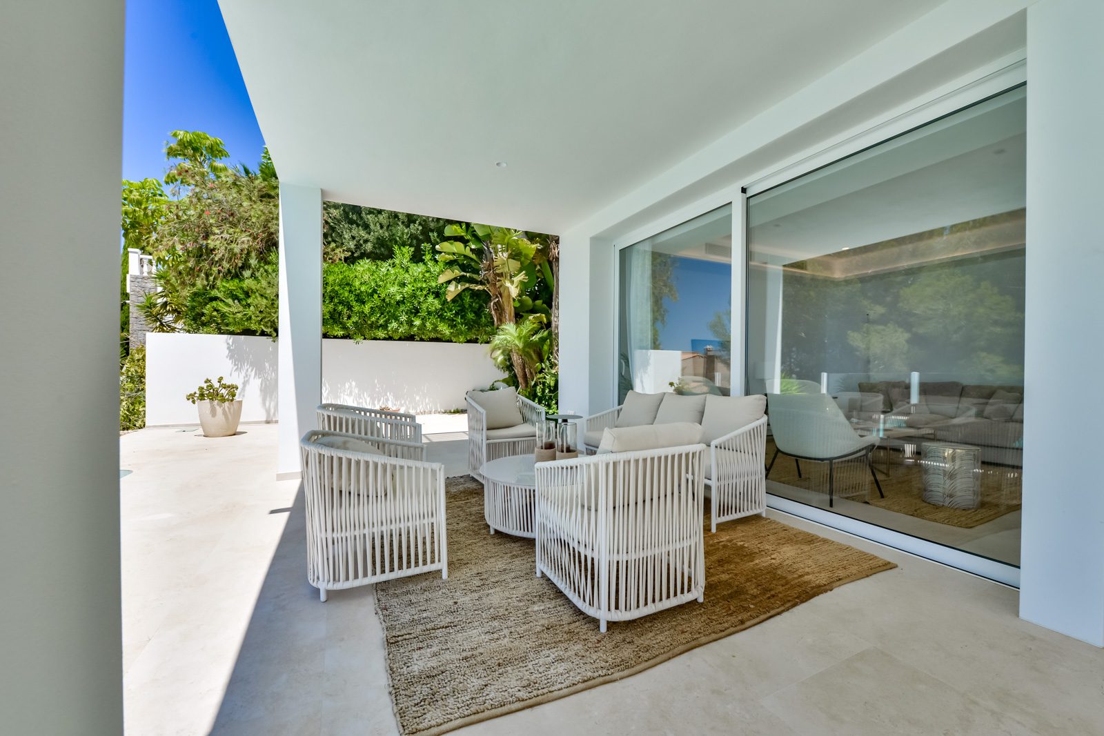 Relaxing outdoor lounge area of a 3-bedroom villa in Altea - The Estates