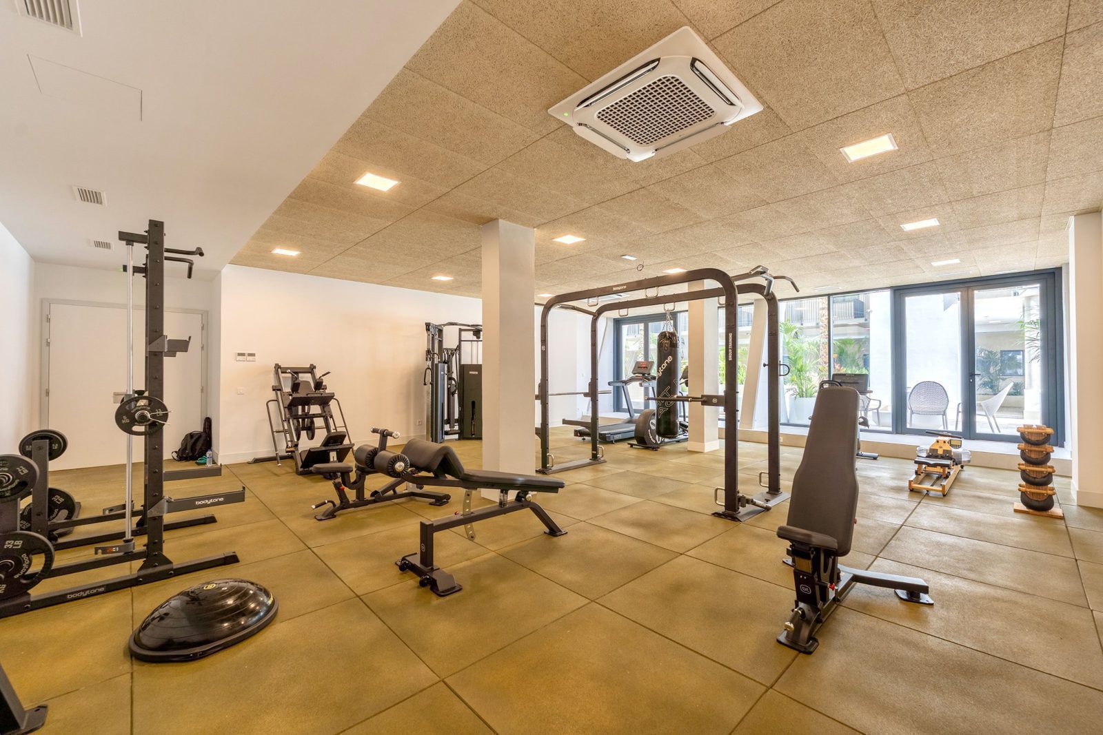 A well-equipped gym area within a 3-bedroom apartment in Alfaz del Pi - The Estates