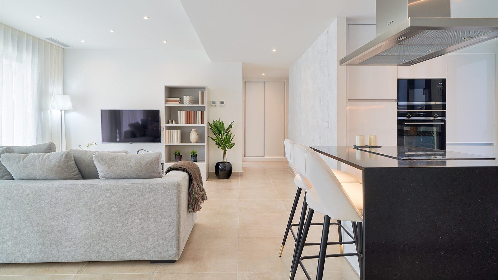 Luxury 3-Bedroom Apartment in Estepona's Atalaya Emotion
