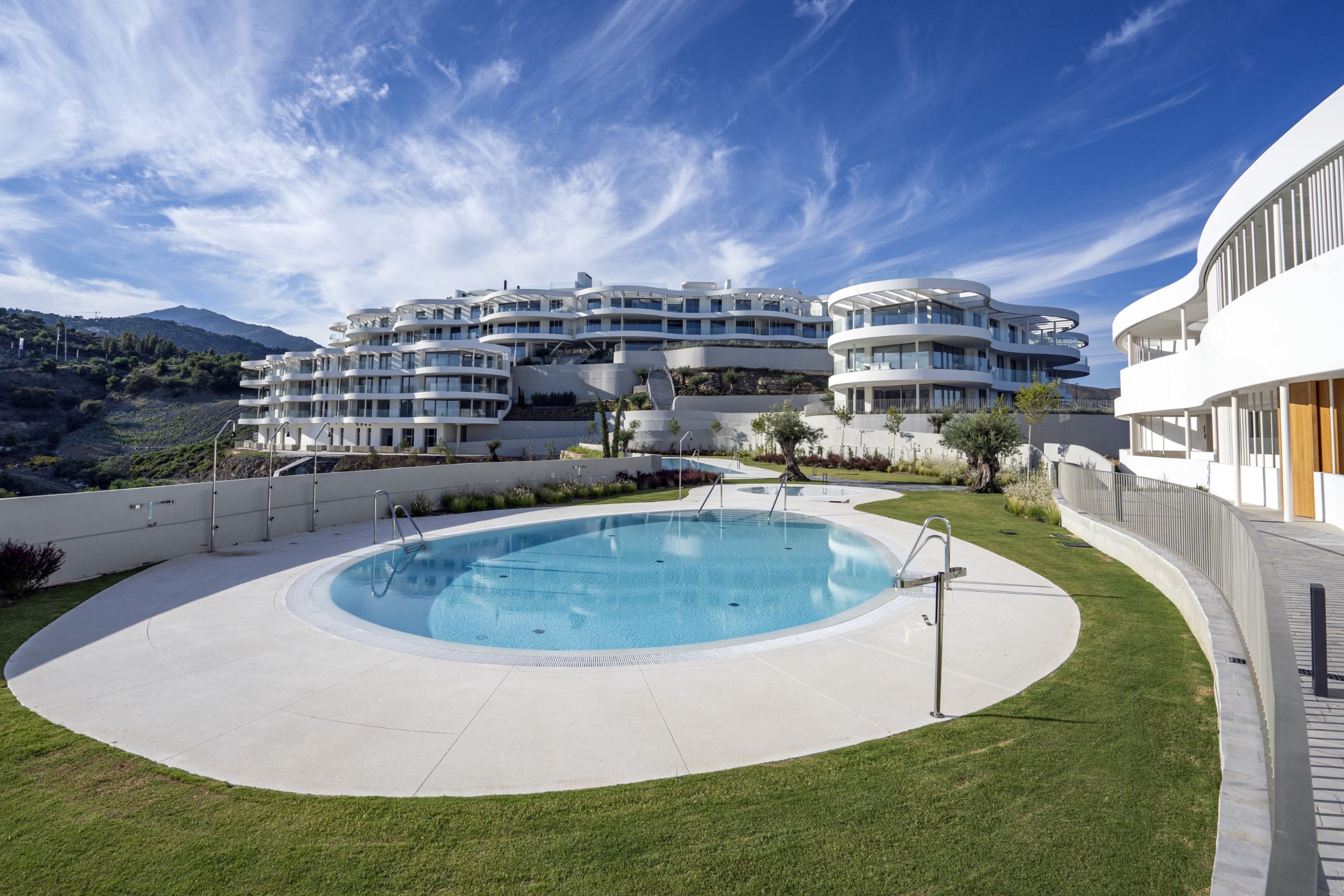 4-bed Penthouse in Malaga — Luxury Sea View Apartments & Penthouses for Sale in Benahavis, Marbella | Penthouse The View 5, photo 81