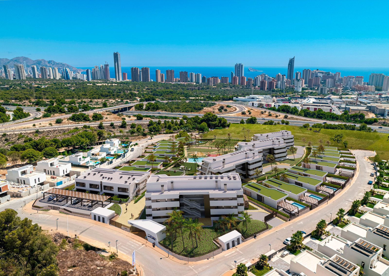 Panoramic sea and city views from a 2-bedroom apartment in Finestrat - The Estates