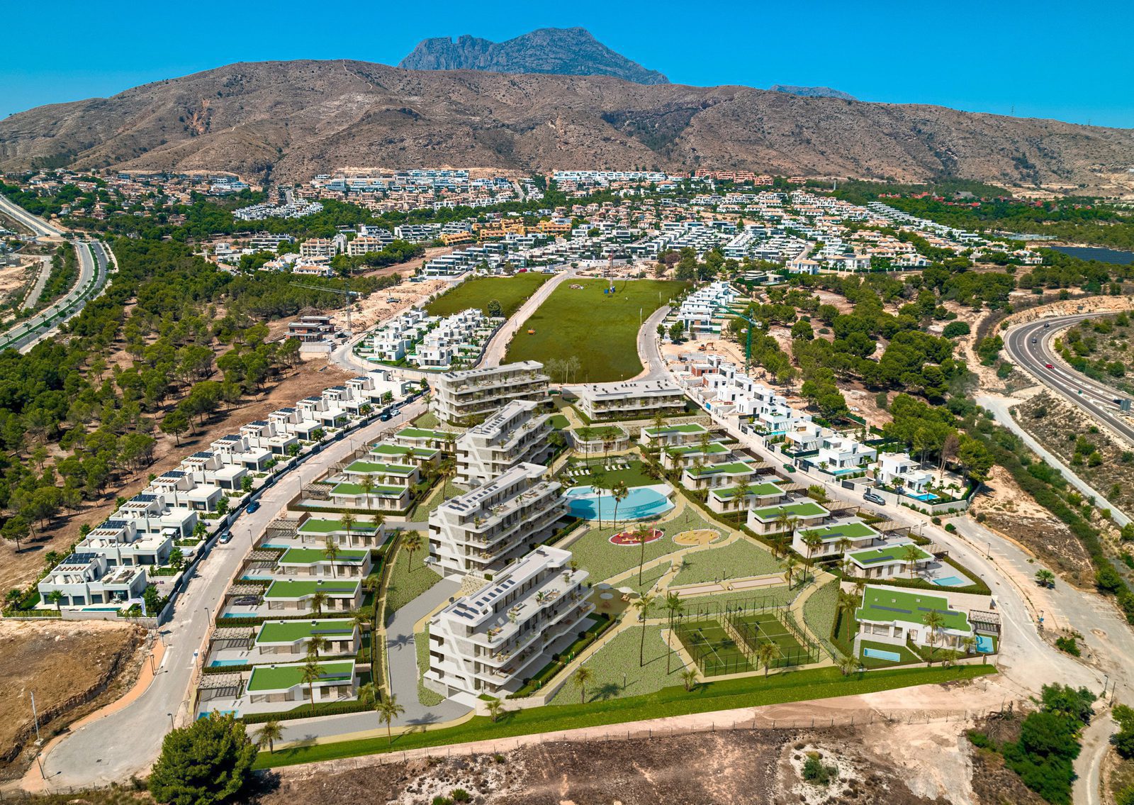 Panoramic views of the Golf Bahía area, including the apartment complex and surrounding landscape - The Estates