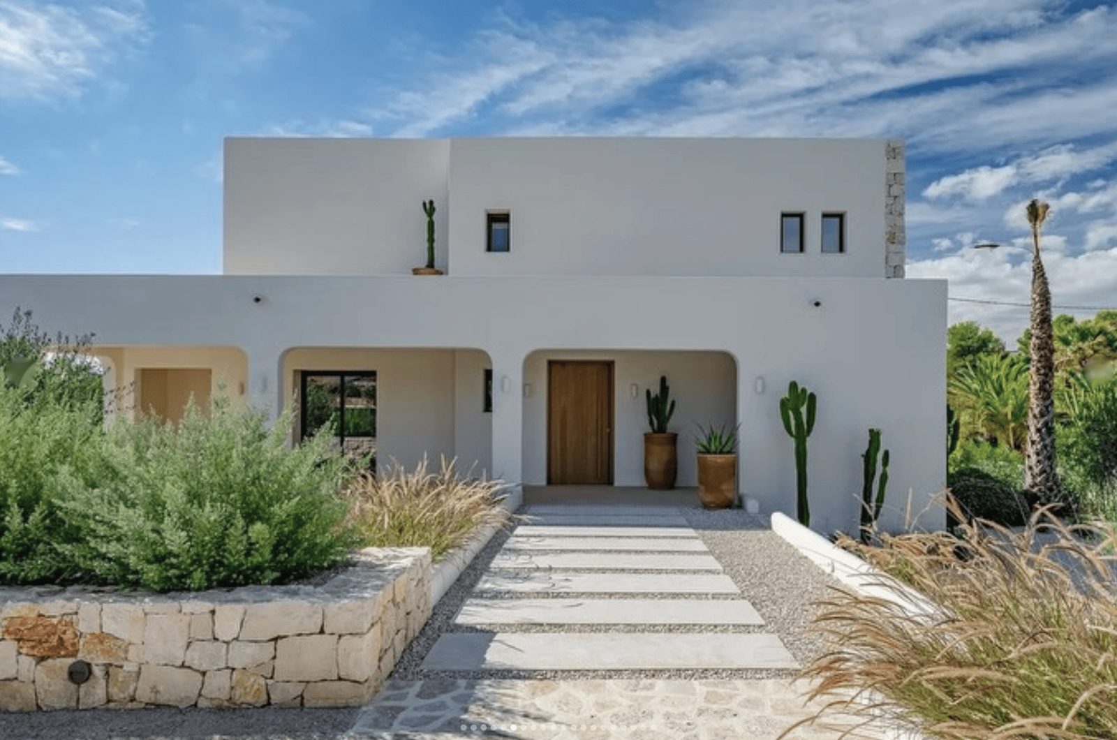 Exterior view of a 5-bedroom villa in Benissa - The Estates