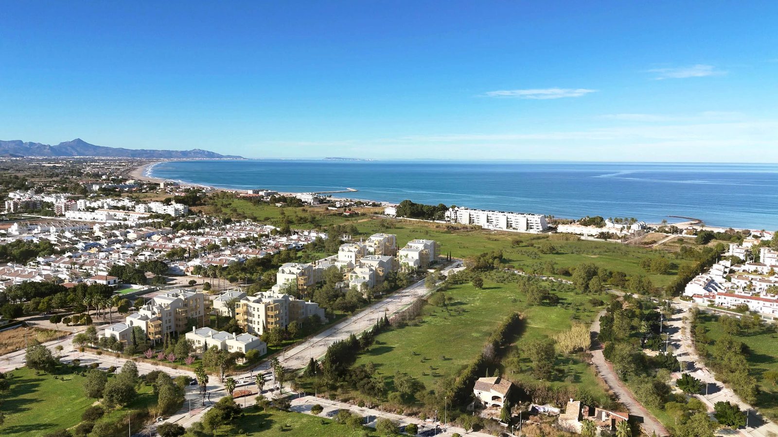 Panoramic sea and mountain views surrounding a 3-bedroom townhouse in El Verger - The Estates