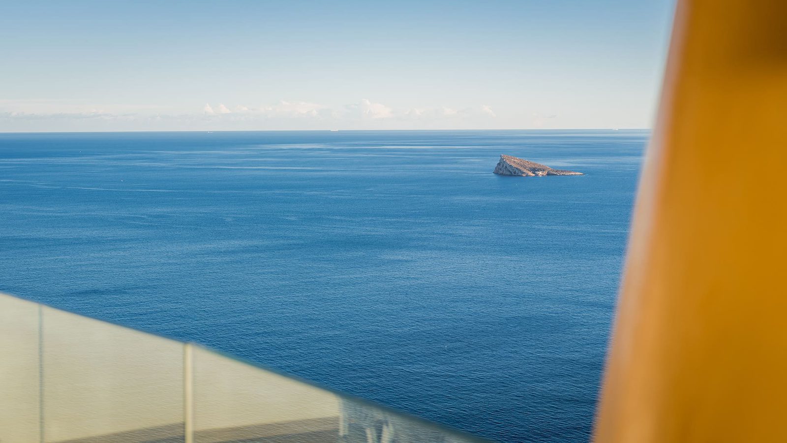 Panoramic sea and island views from a 3-bedroom apartment in Benidorm - The Estates