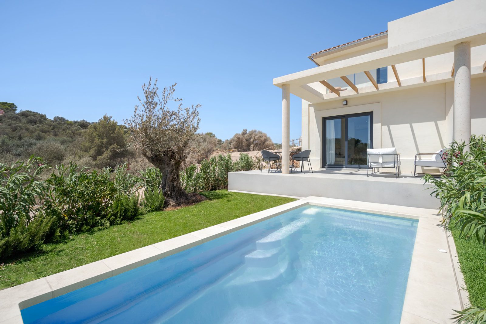 New Build Villas for Sale in Cala Romántica, Mallorca | Townhouse Bay 22
