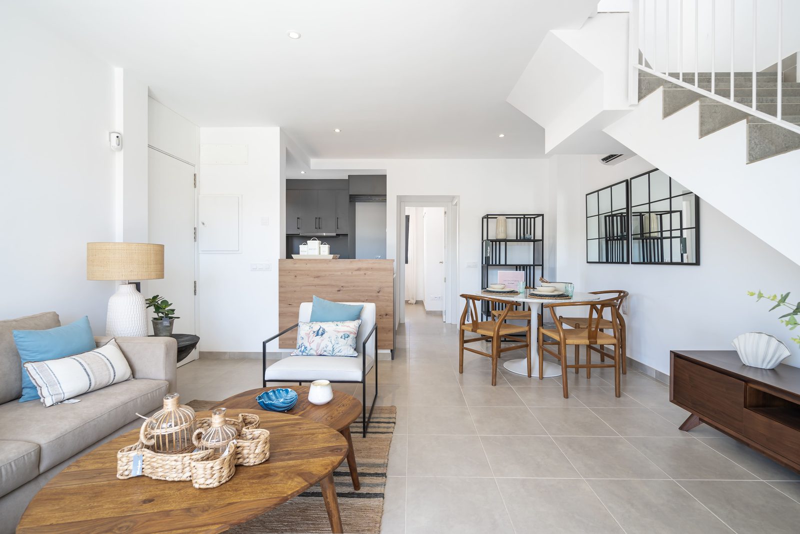 A bright living area with modern furnishings in a townhouse in Manacor - The Estates