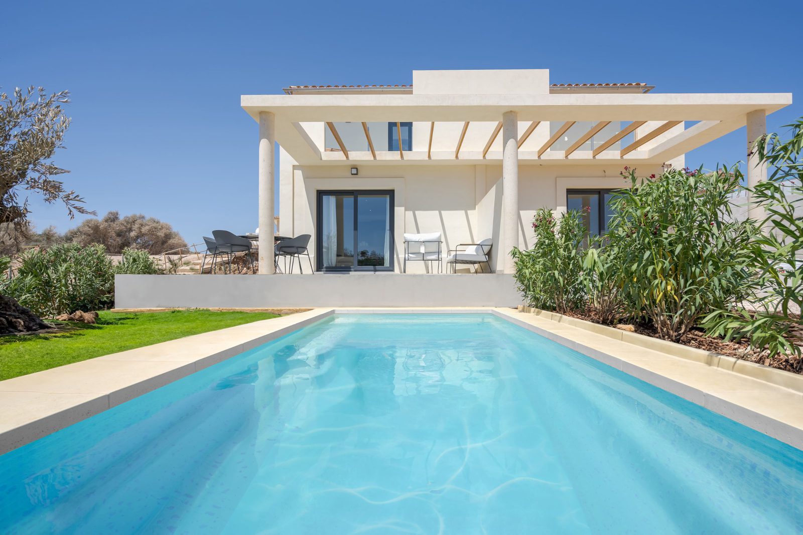 New Build Villas for Sale in Cala Romántica, Mallorca | Townhouse Bay 1