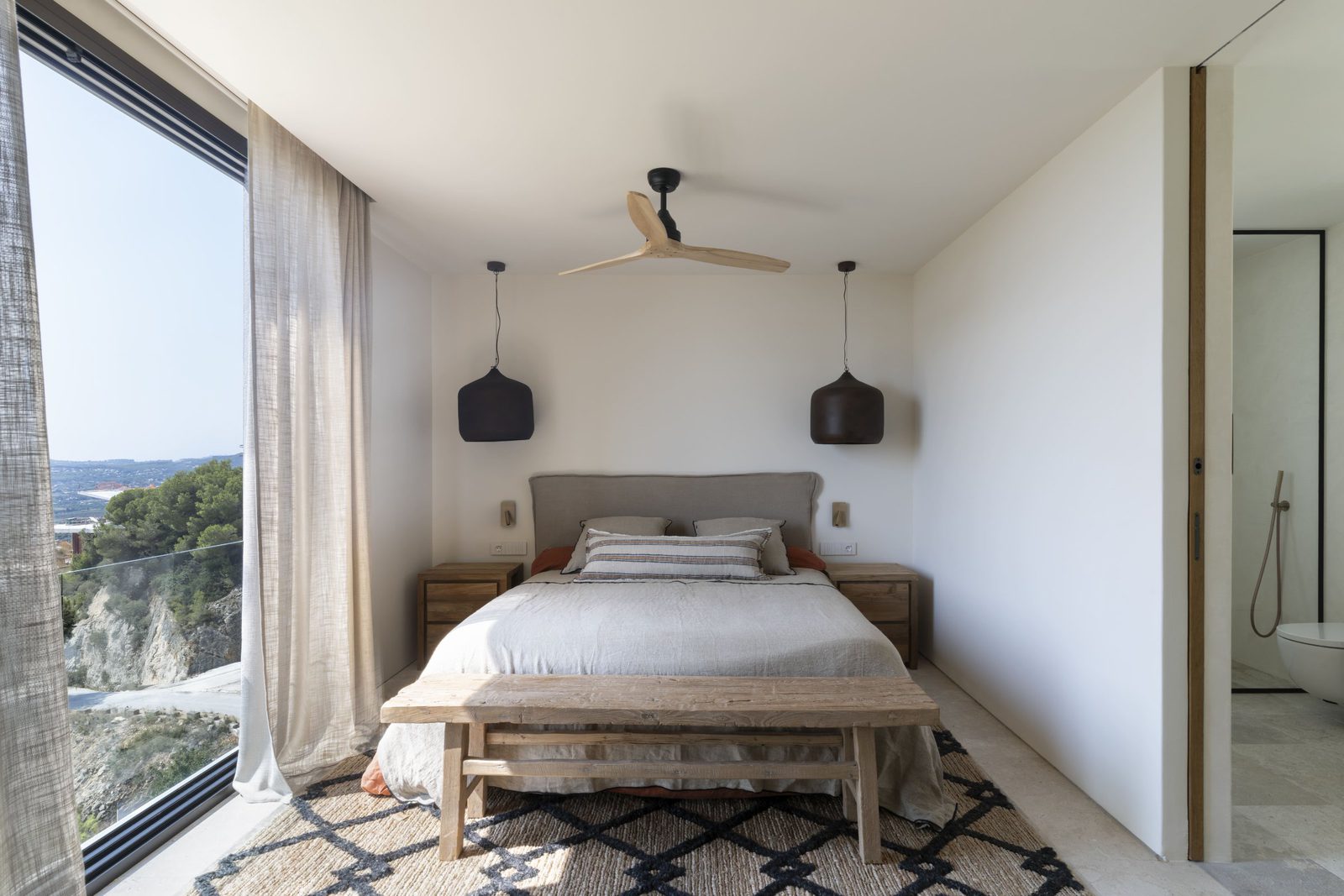 Stylish bedroom with sea views inside a 5-bedroom villa in Javea - The Estates