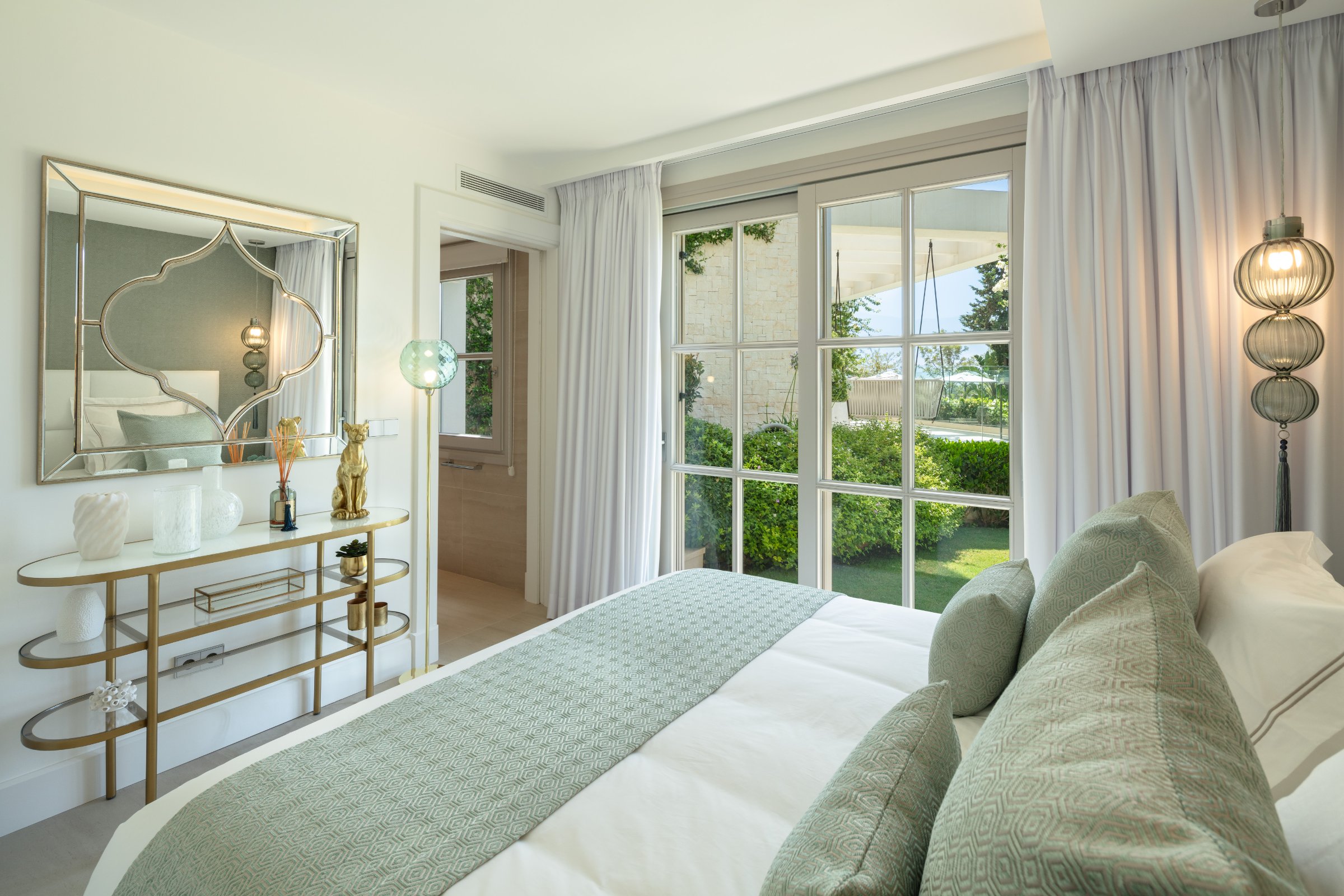 6-bed Villa in Málaga — Frontline Golf Estate in Nueva Andalucía, Marbella | Villa Aloha, photo 32