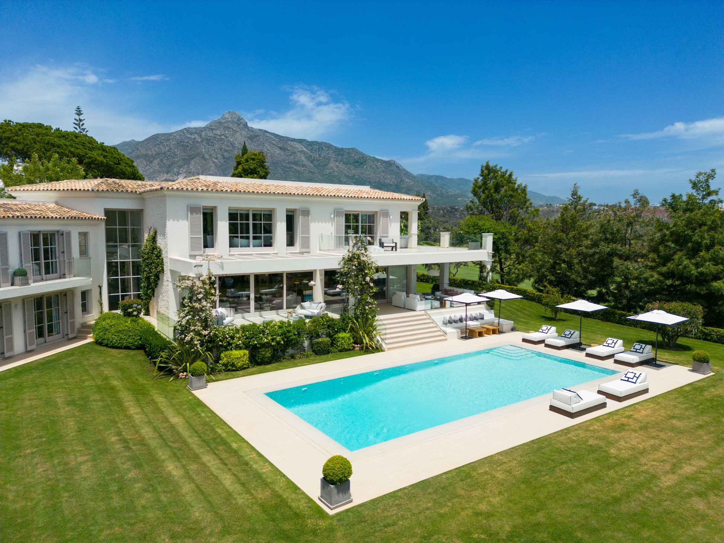 6-bed Villa in Málaga — Frontline Golf Estate in Nueva Andalucía, Marbella | Villa Aloha, photo 51