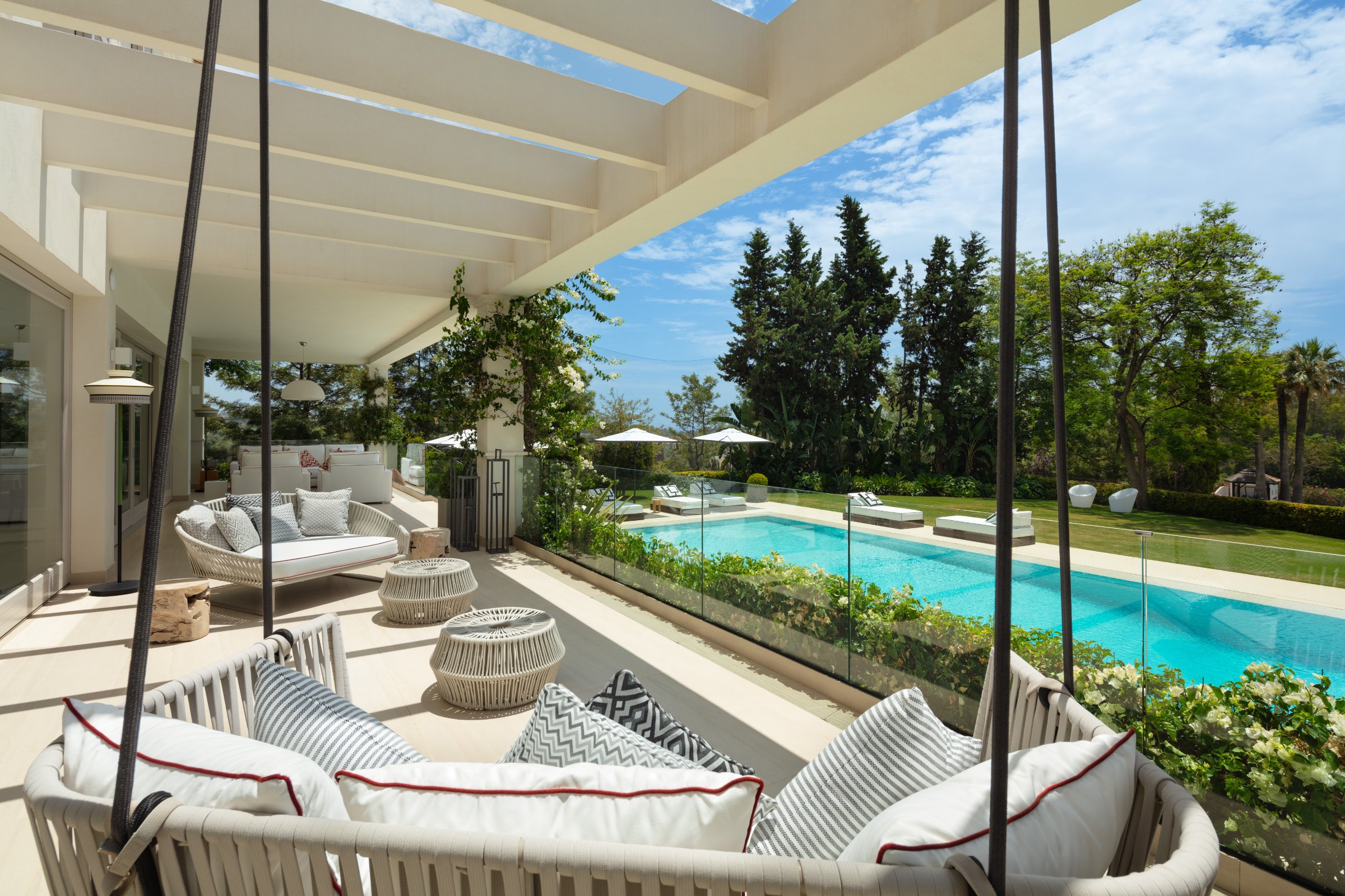 6-bed Villa in Málaga — Frontline Golf Estate in Nueva Andalucía, Marbella | Villa Aloha, photo 9