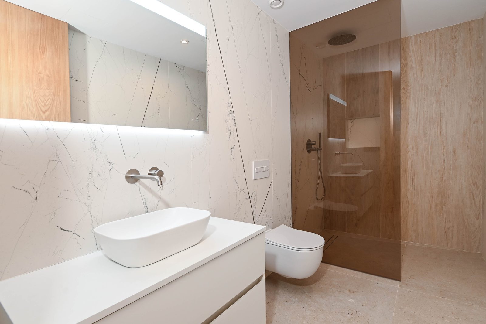 Modern bathroom with vessel sink and walk-in shower of a 4-bedroom villa in Benissa - The Estates