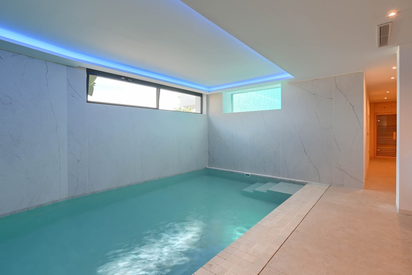 Indoor swimming pool and sauna of a 4-bedroom villa in Benissa - The Estates