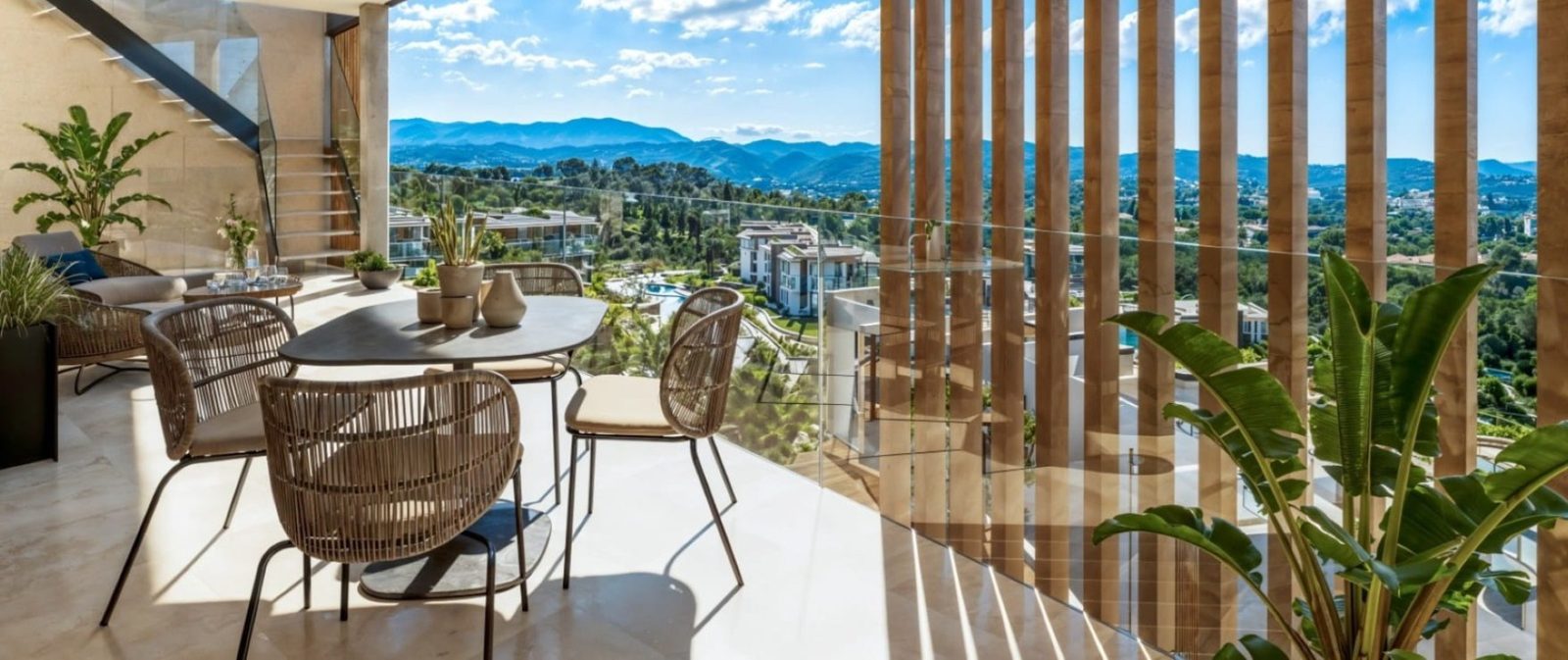 Sunlit dining terrace with mountain views of a 2-bedroom apartment in Calvia - The Estates