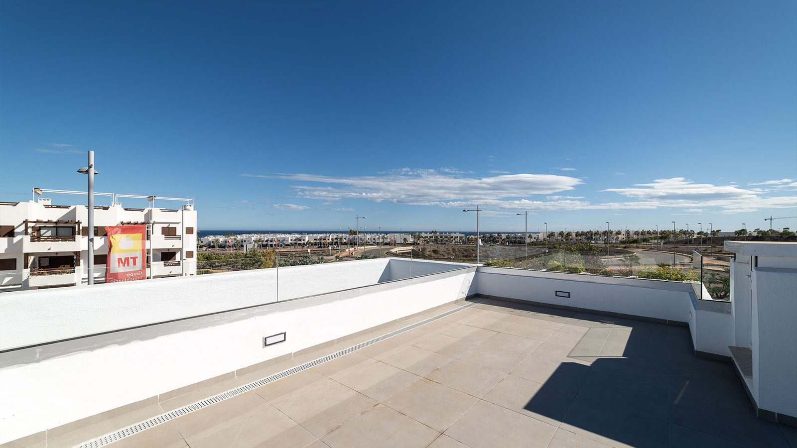 Rooftop terrace with sea views at a 3-bedroom semi-detached in Pulpí - The Estates