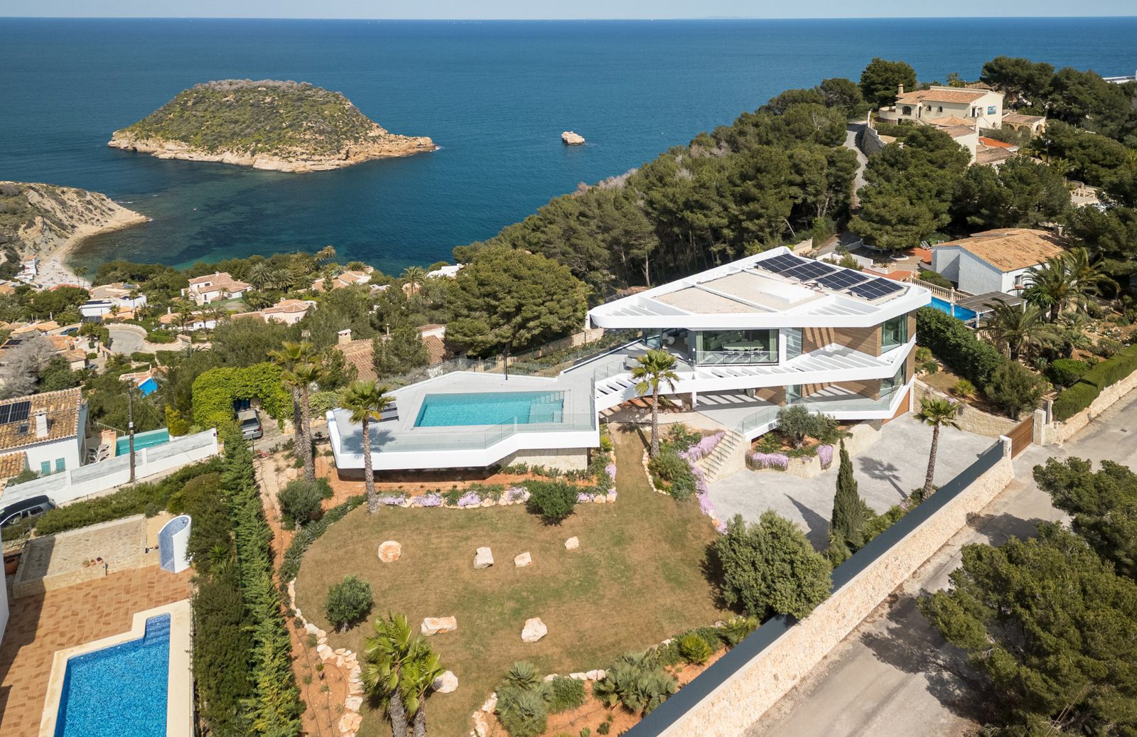 Key Ready Modern Villa in Javea with Panoramic Sea Views | Villa Cartamo