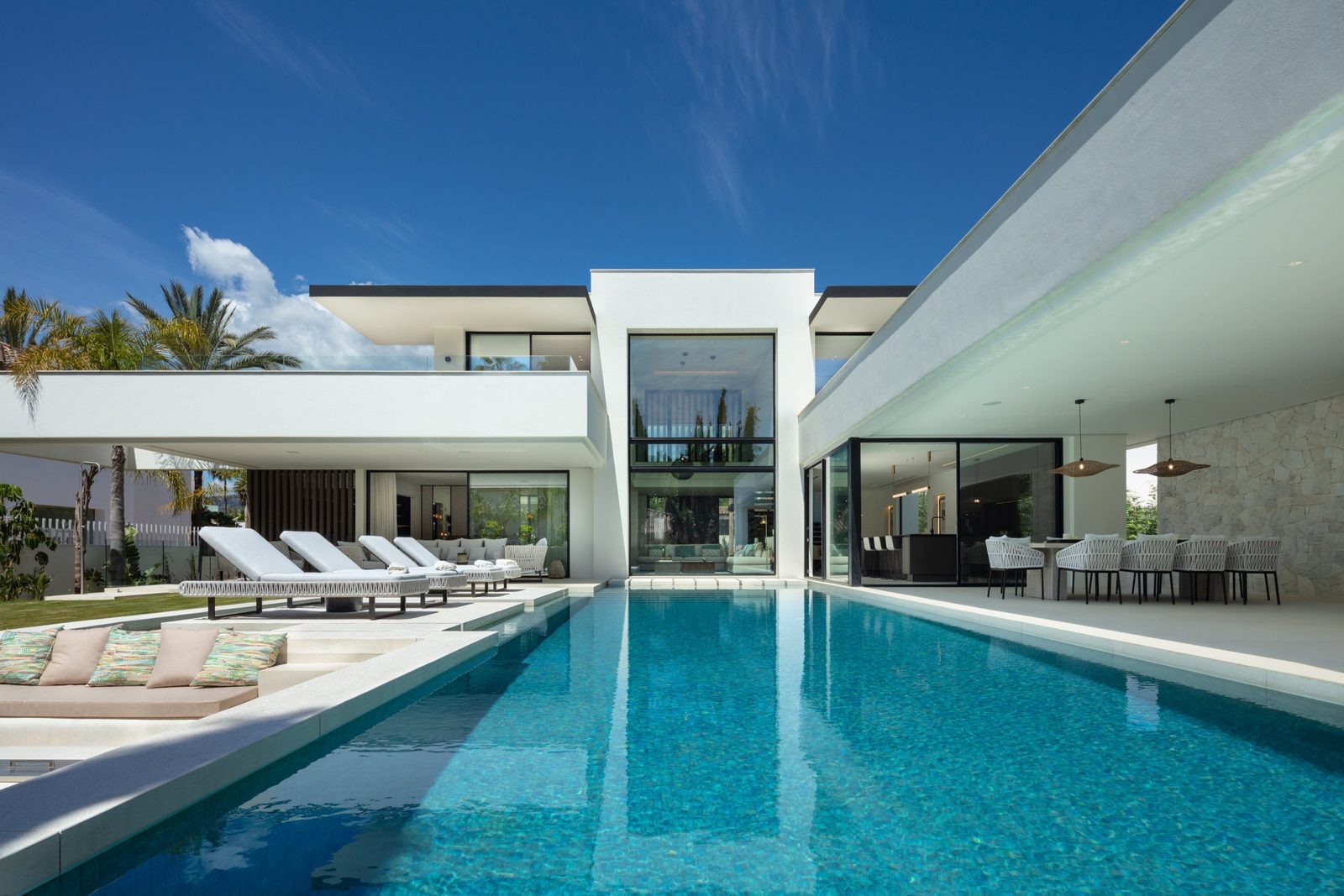 Luxury Golf View Villa in Nueva Andalucía | Villa Sirius
