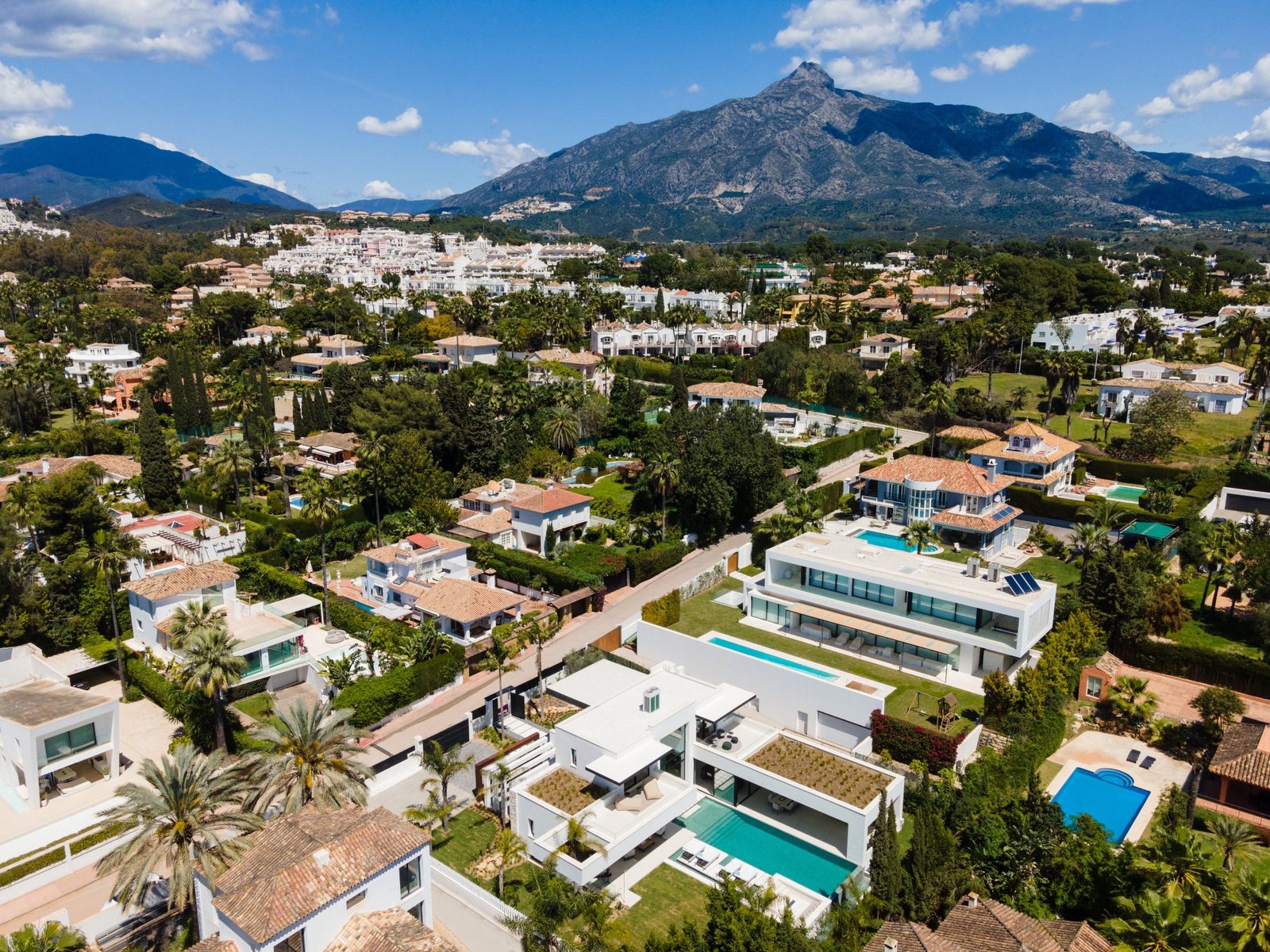 Aerial view of Las Brisas villas and La Concha mountain of a 5-bedroom villa in Málaga - The Estates