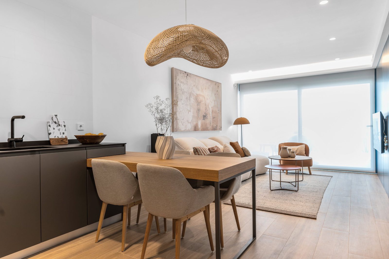 Stylish living room and dining area of a 3-bedroom apartment in Benitachell - The Estates
