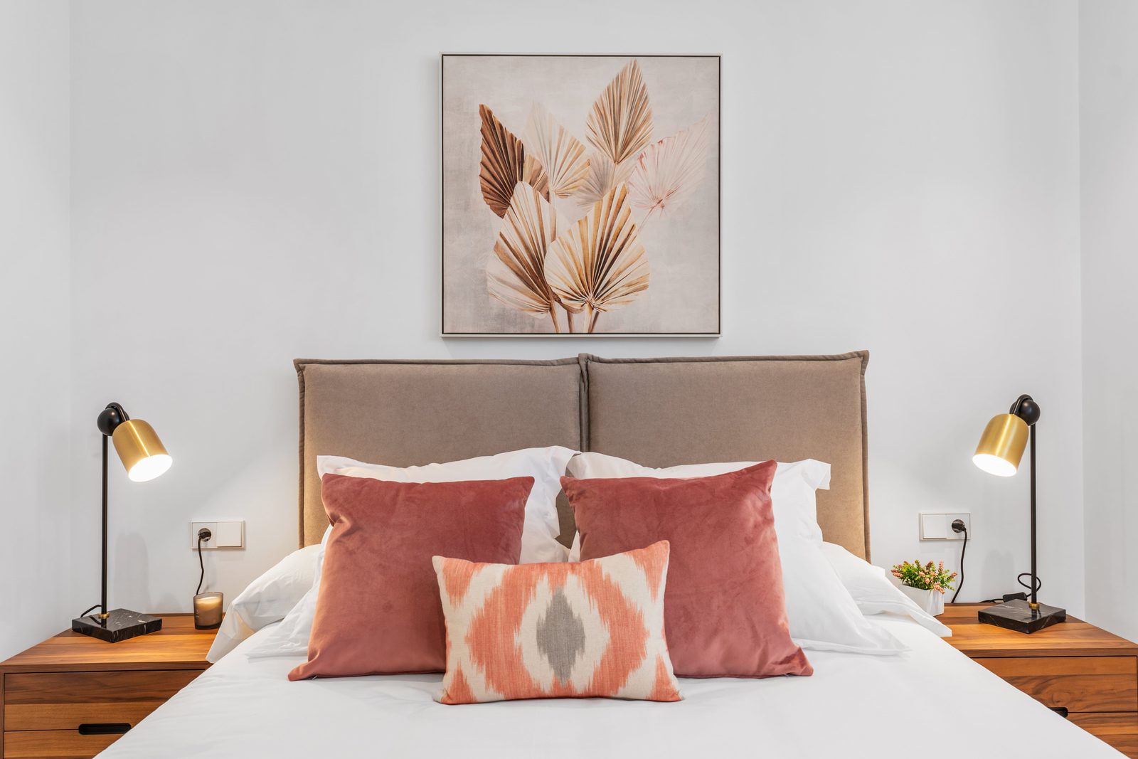 Stylish bedroom decor in a 3-bedroom apartment in Benitachell - The Estates