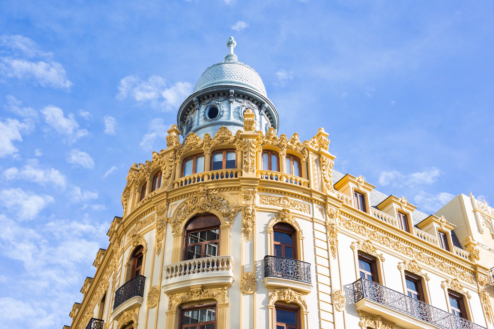 The Ultimate Buyer's Guide to Buying Property on the Costa de Valencia